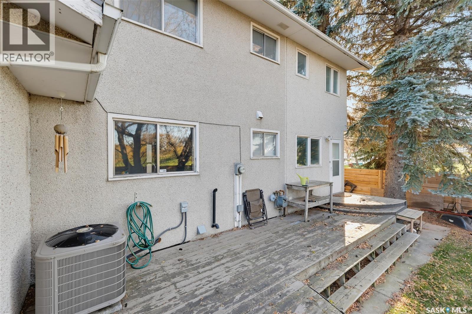 2457 Eastview Property Photo 36
