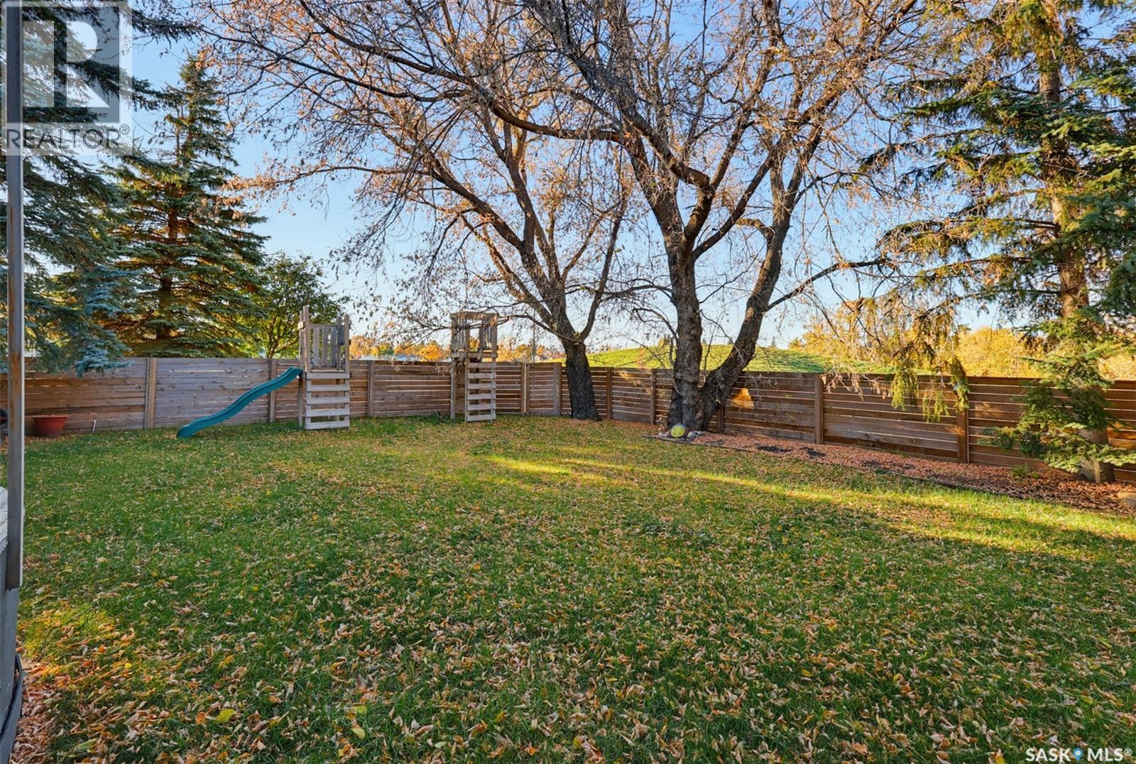 2457 Eastview Property Photo 42