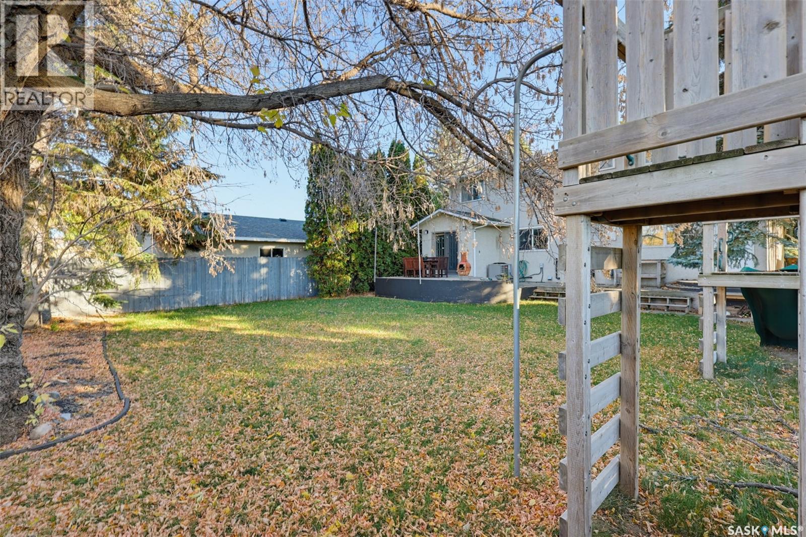 2457 Eastview Property Photo 43