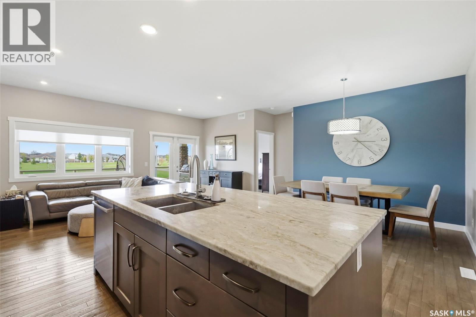 105 542 Pringle Crescent Property Photo 10