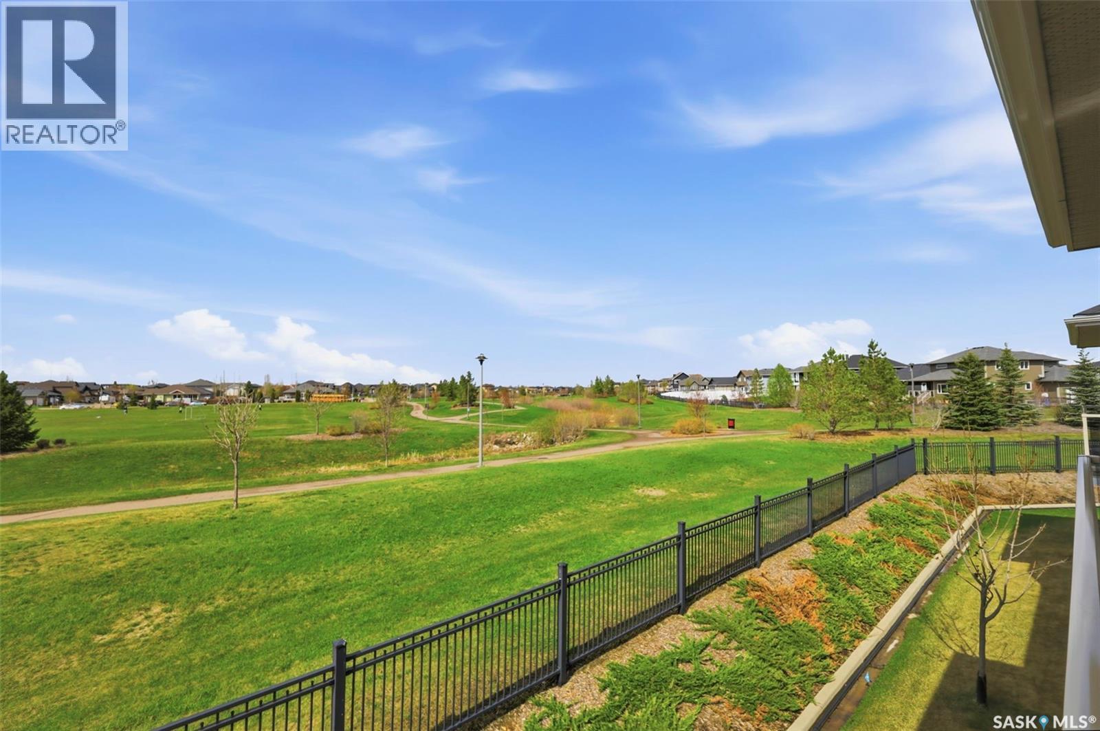105 542 Pringle Crescent Property Photo 17