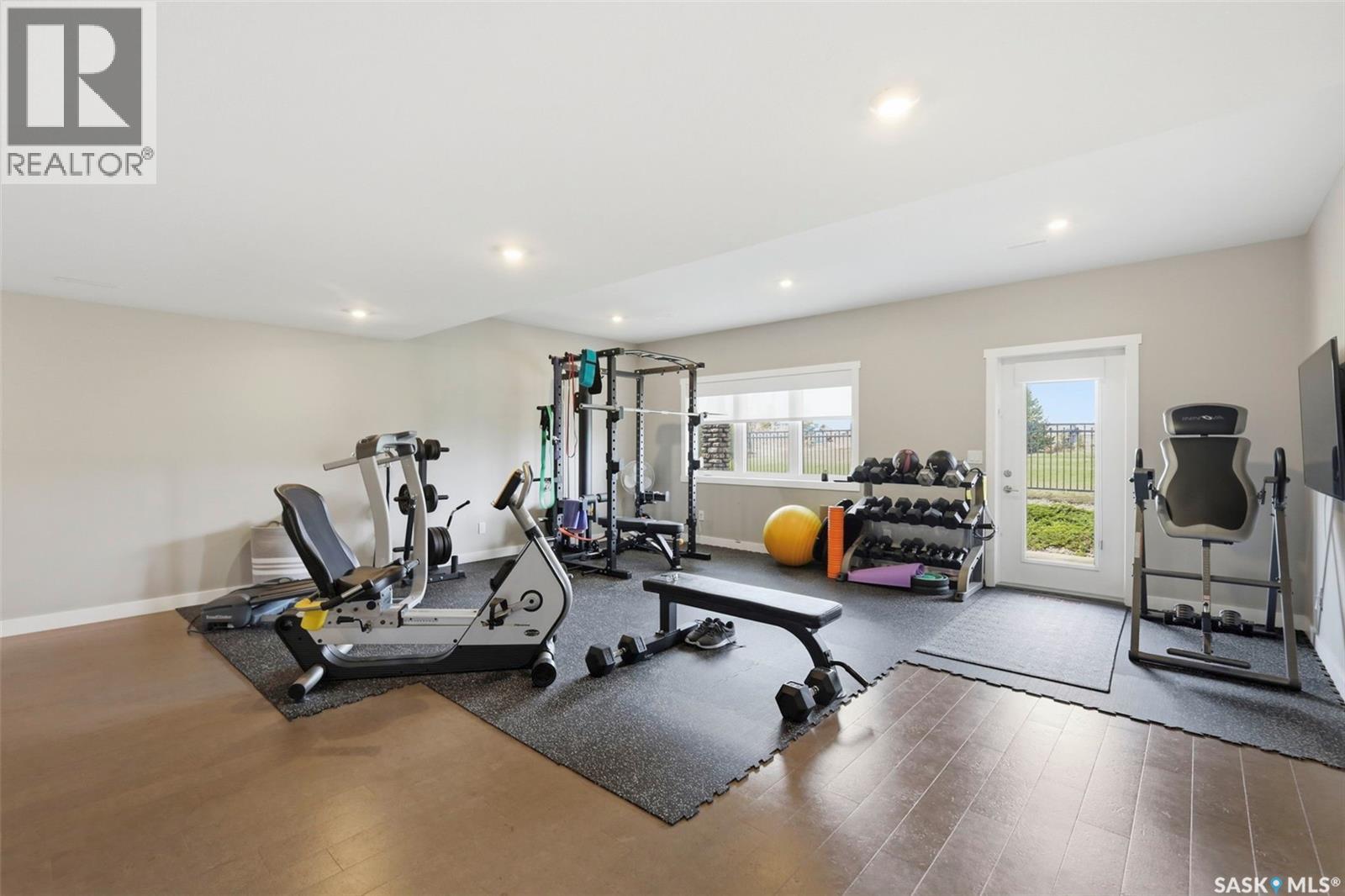 105 542 Pringle Crescent Property Photo 27