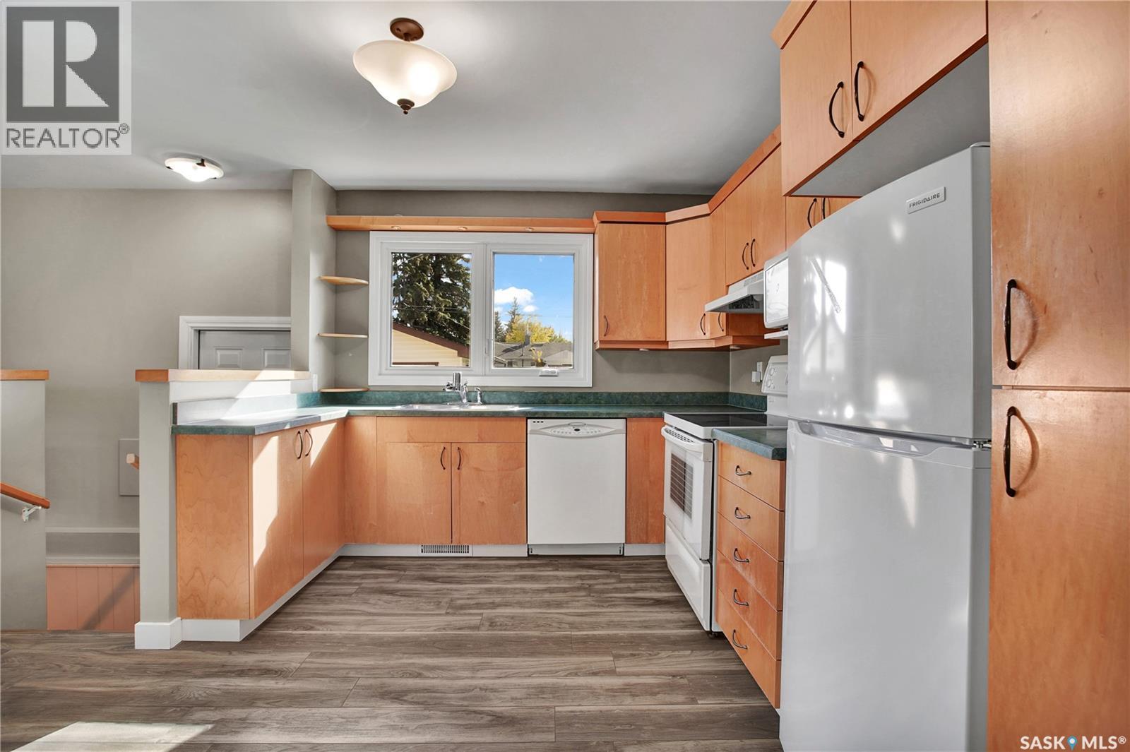 1510 Isabella Street E Property Photo 13