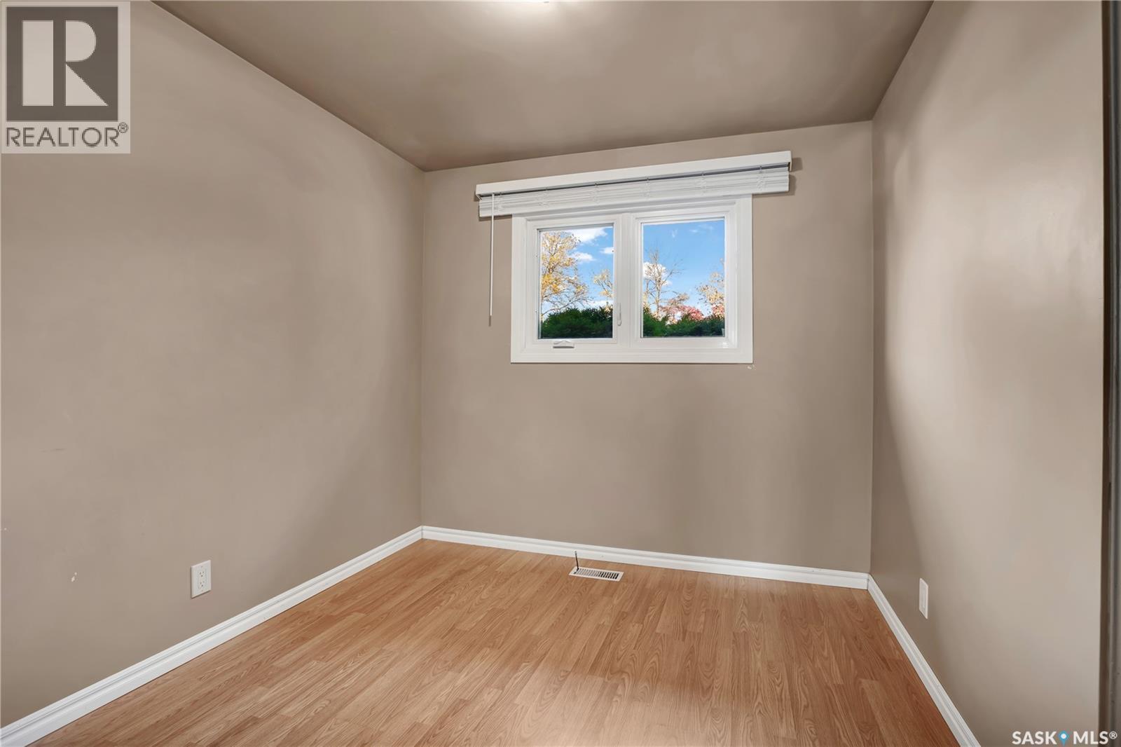 1510 Isabella Street E Property Photo 21