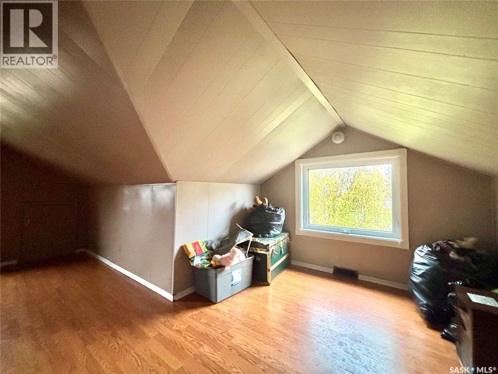 210 Taylor Street Property Photo 14