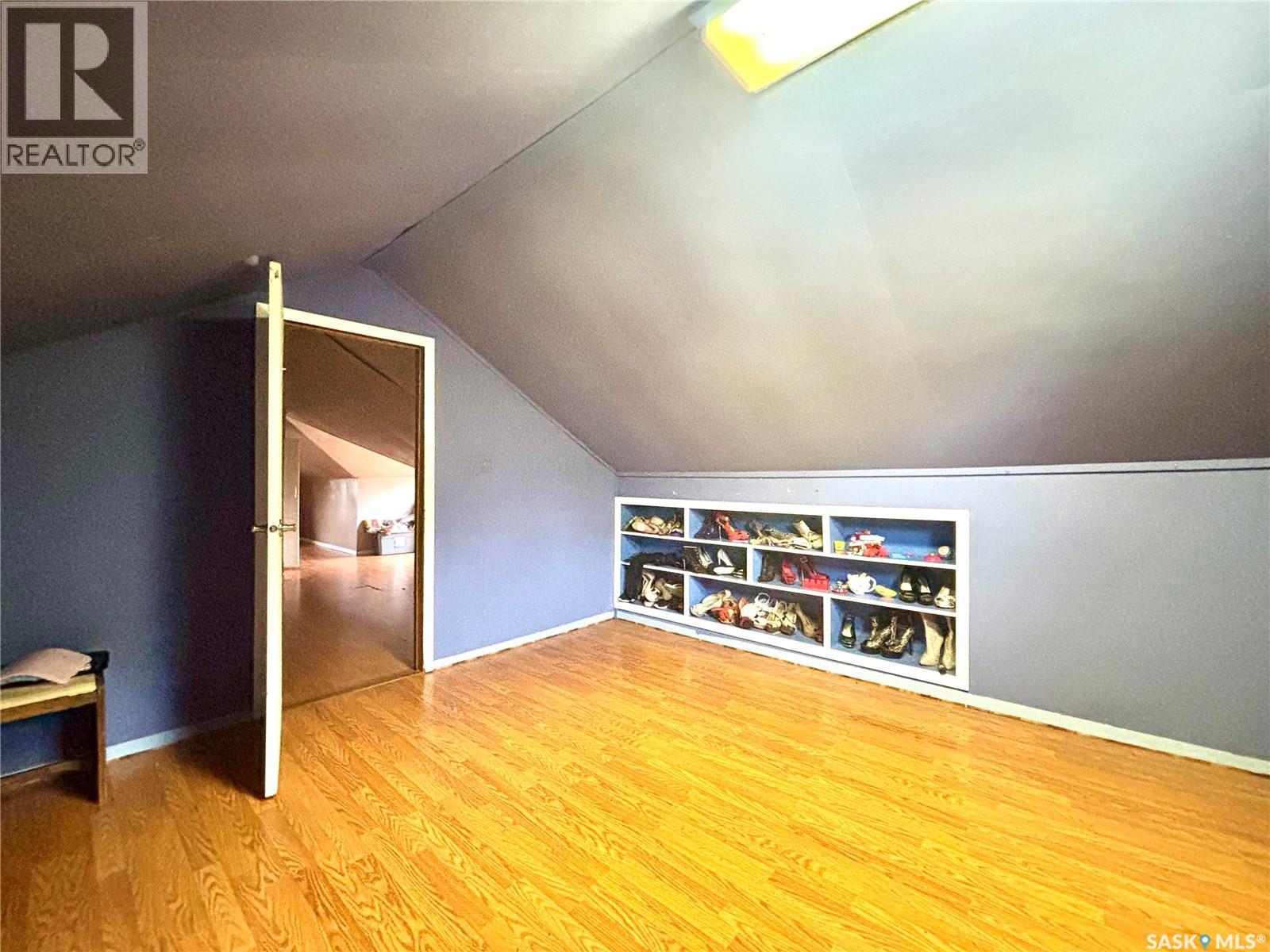 210 Taylor Street Property Photo 17
