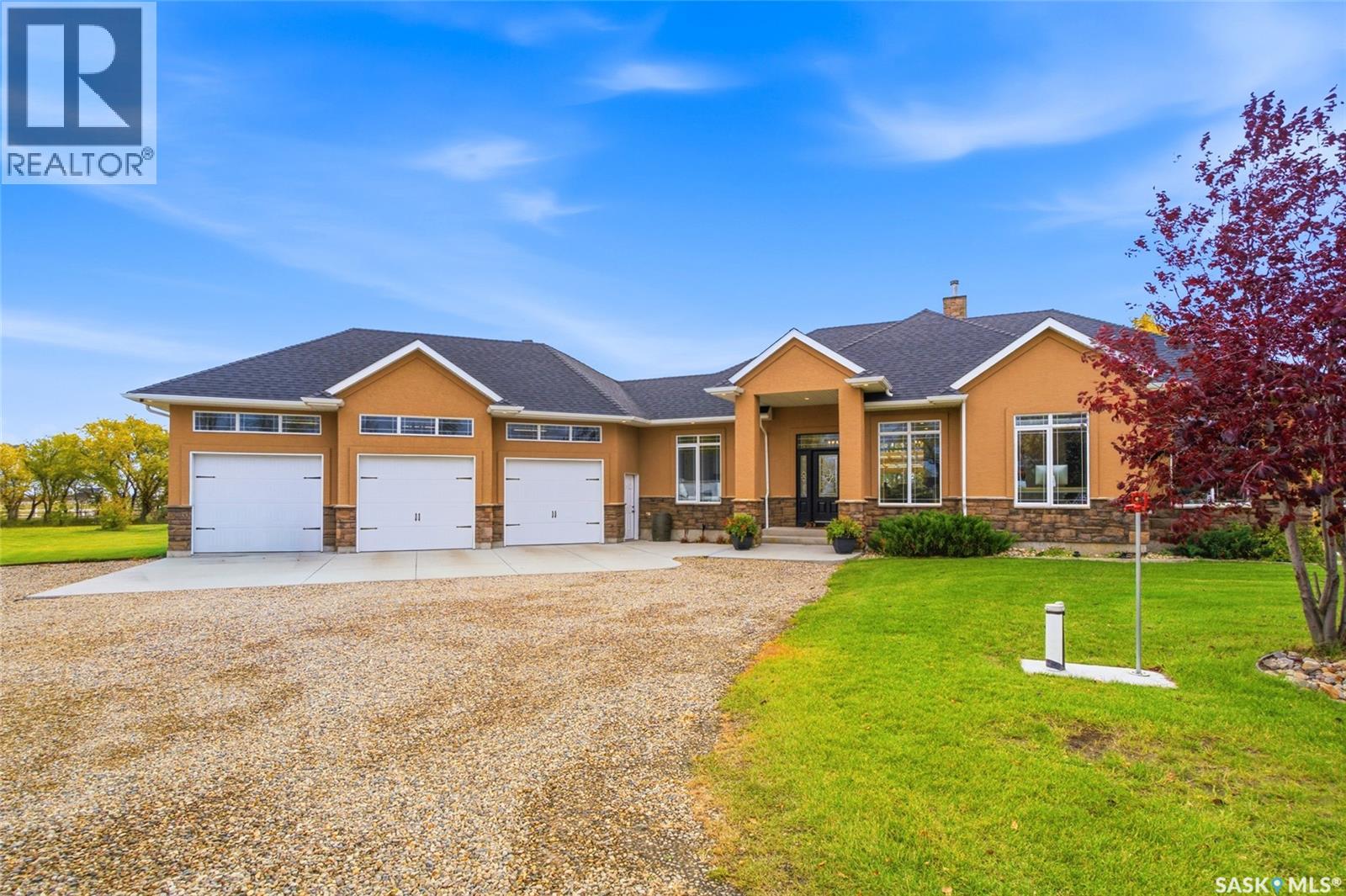 70 Silver Willows Drive Property Photo 4