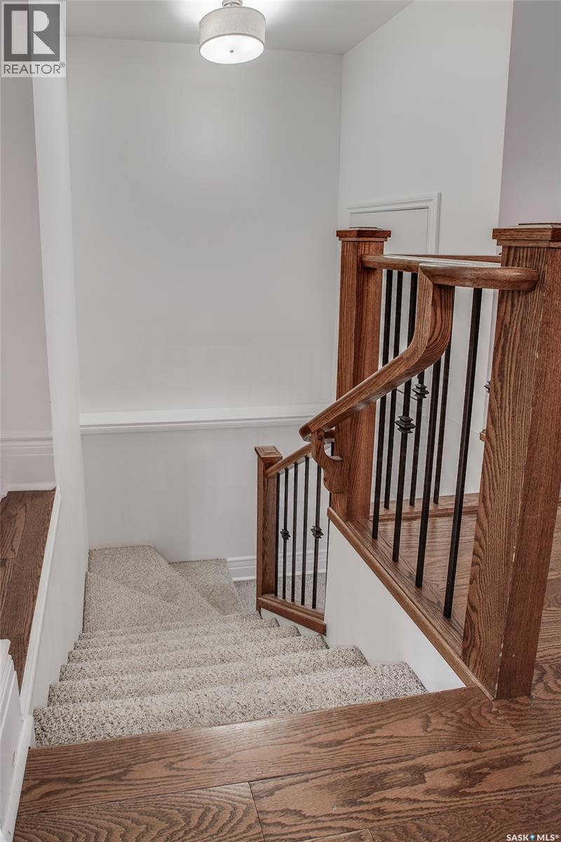 1034 11th Street E Property Photo 18
