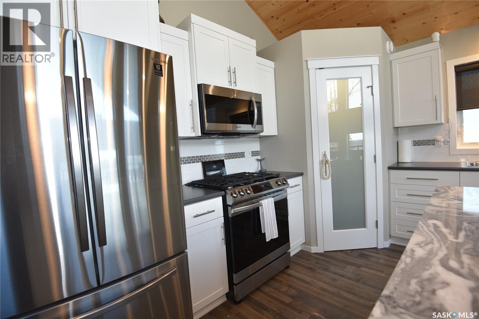 1124 Birch Avenue Property Photo 11