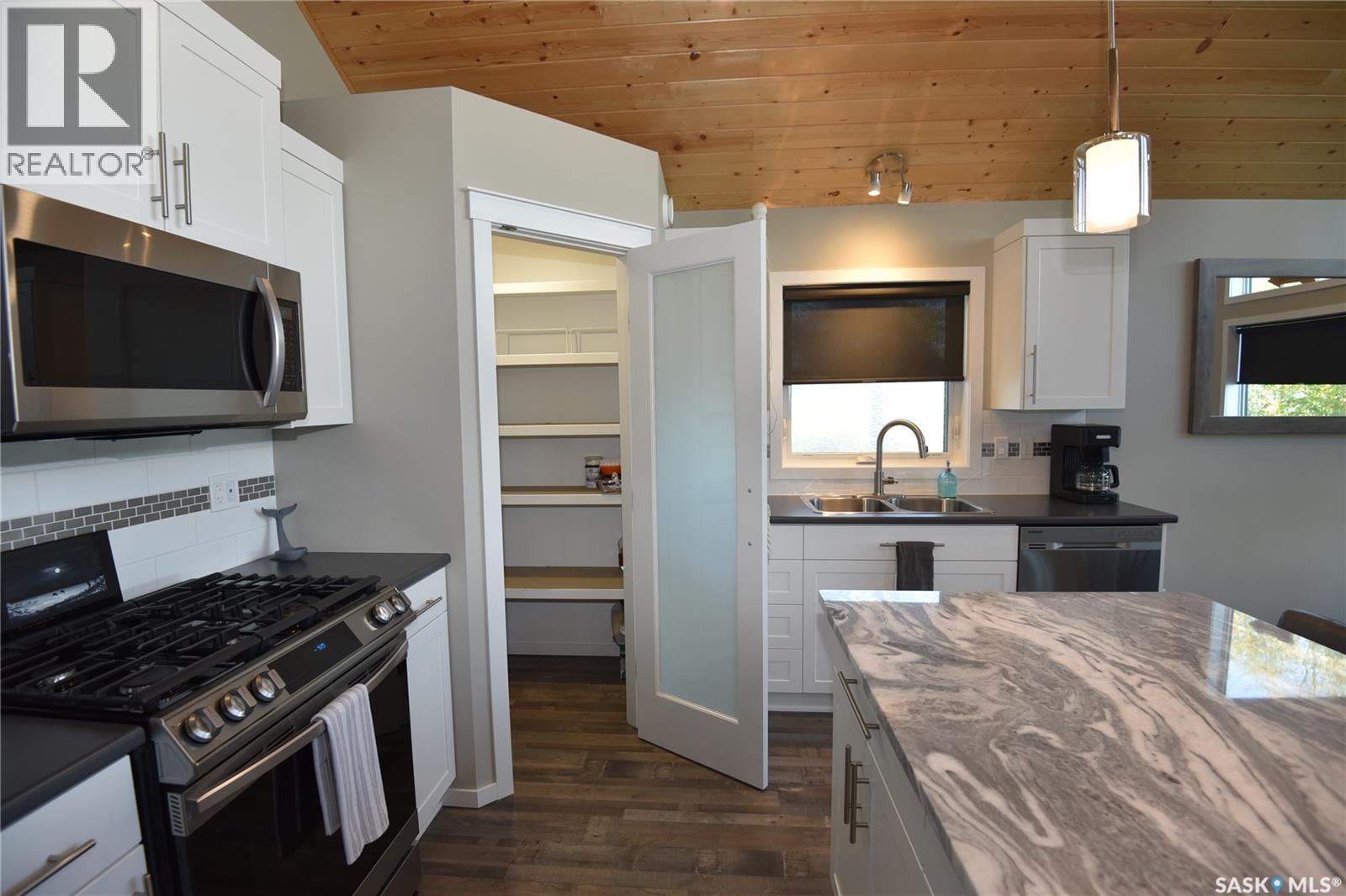 1124 Birch Avenue Property Photo 12