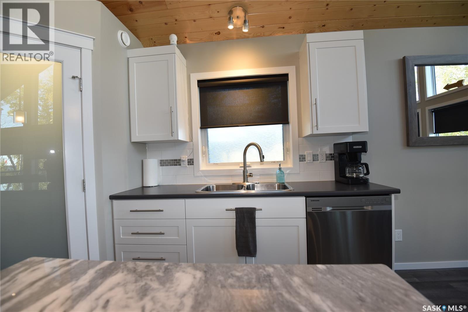 1124 Birch Avenue Property Photo 13