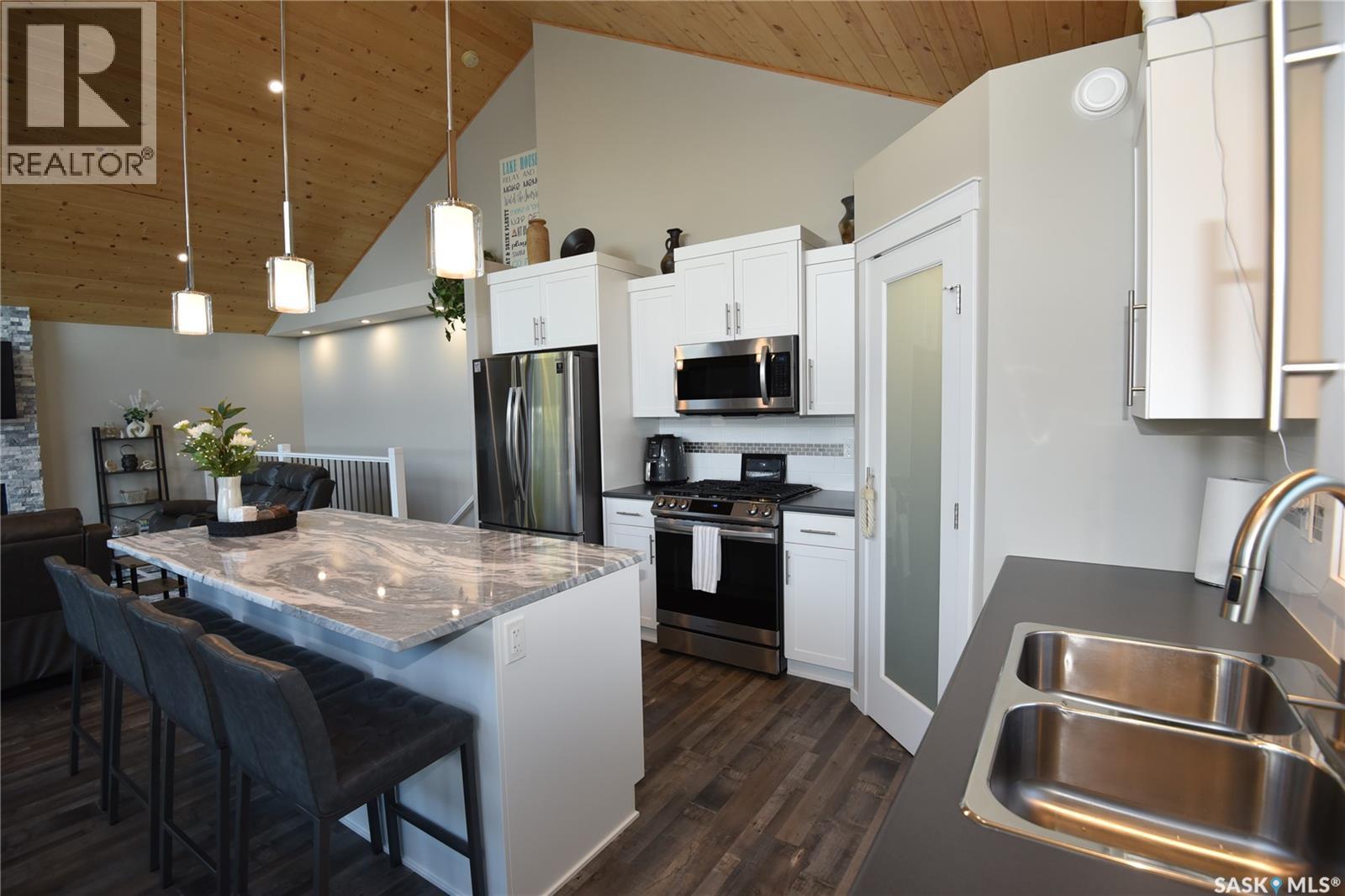 1124 Birch Avenue Property Photo 14