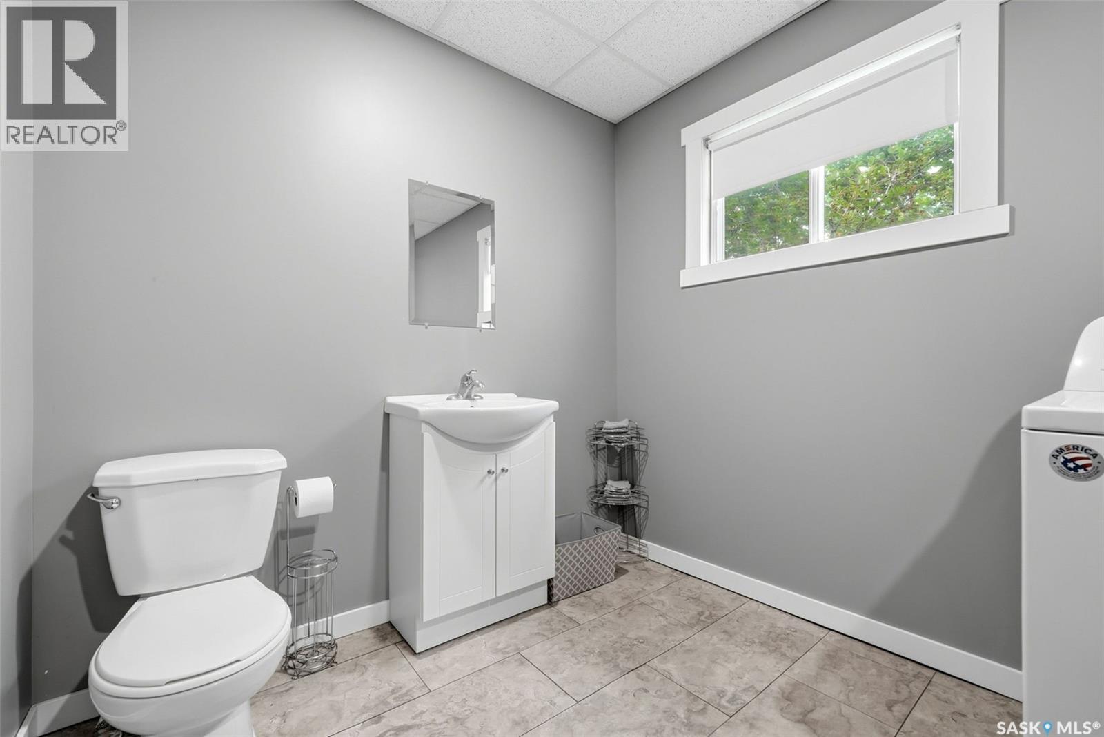210 Byron Street Property Photo 14