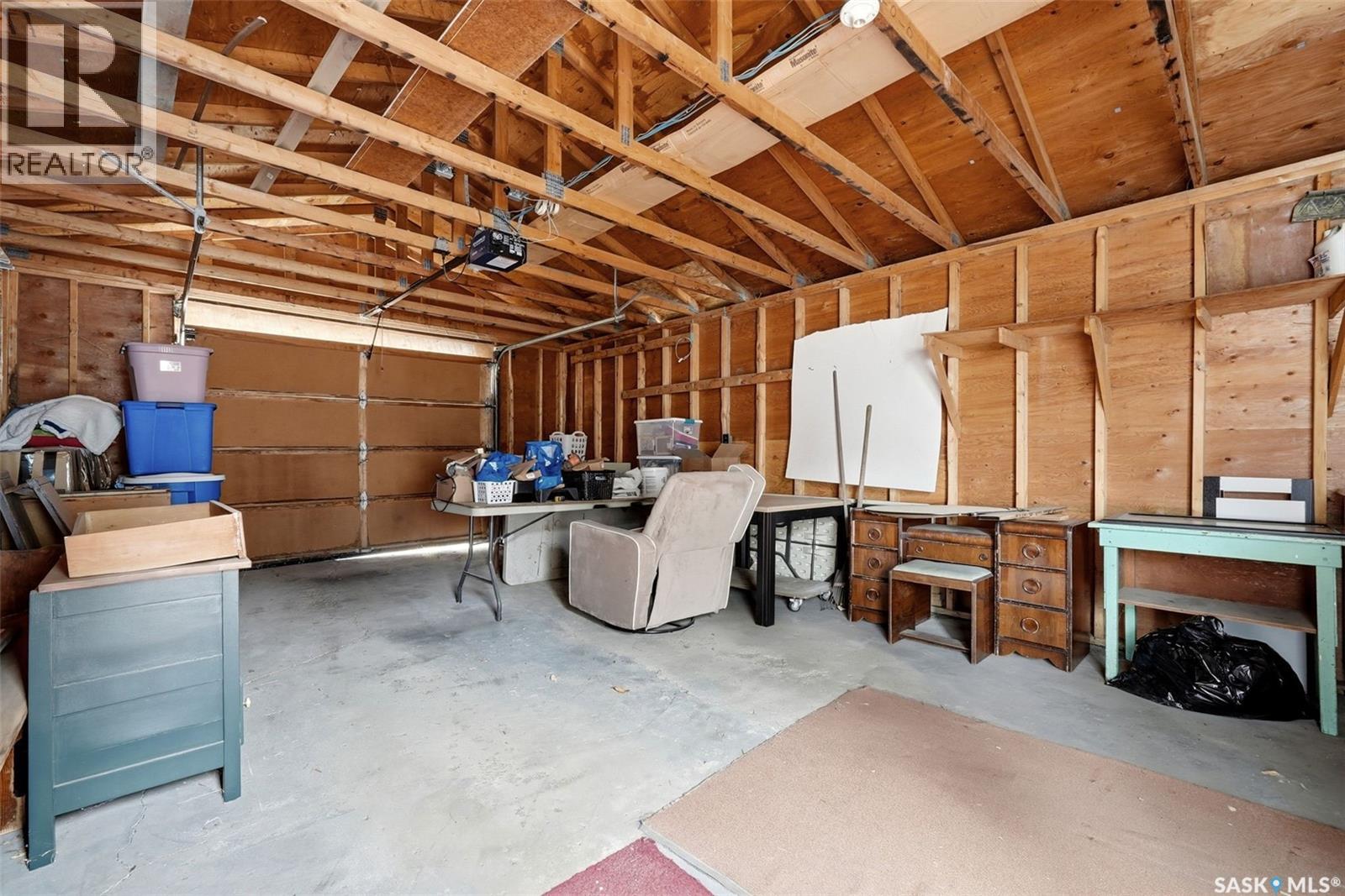 210 Byron Street Property Photo 25