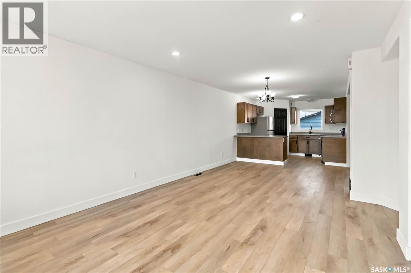734 Lamarsh Lane Property Photo 3