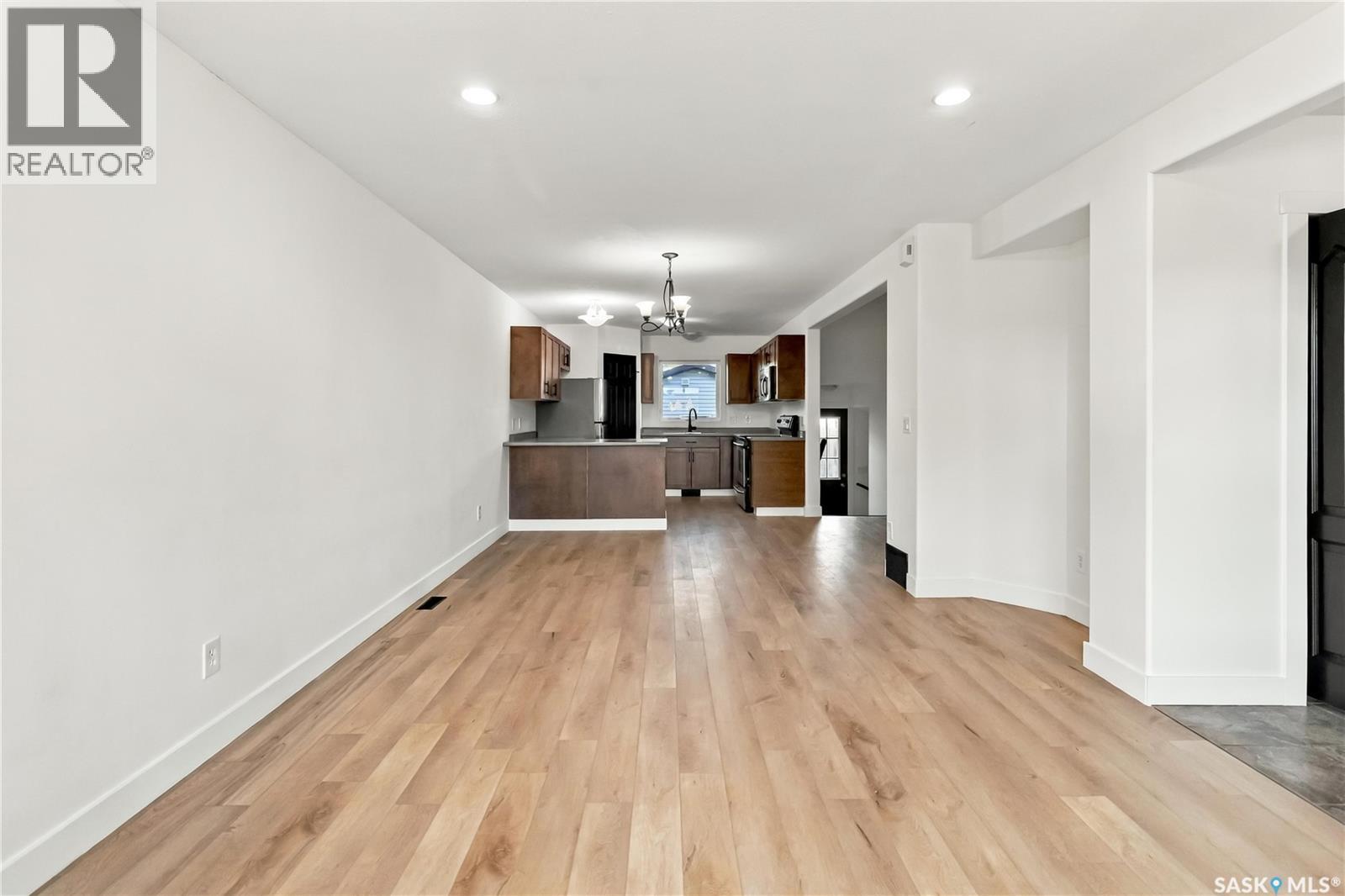 734 Lamarsh Lane Property Photo 4