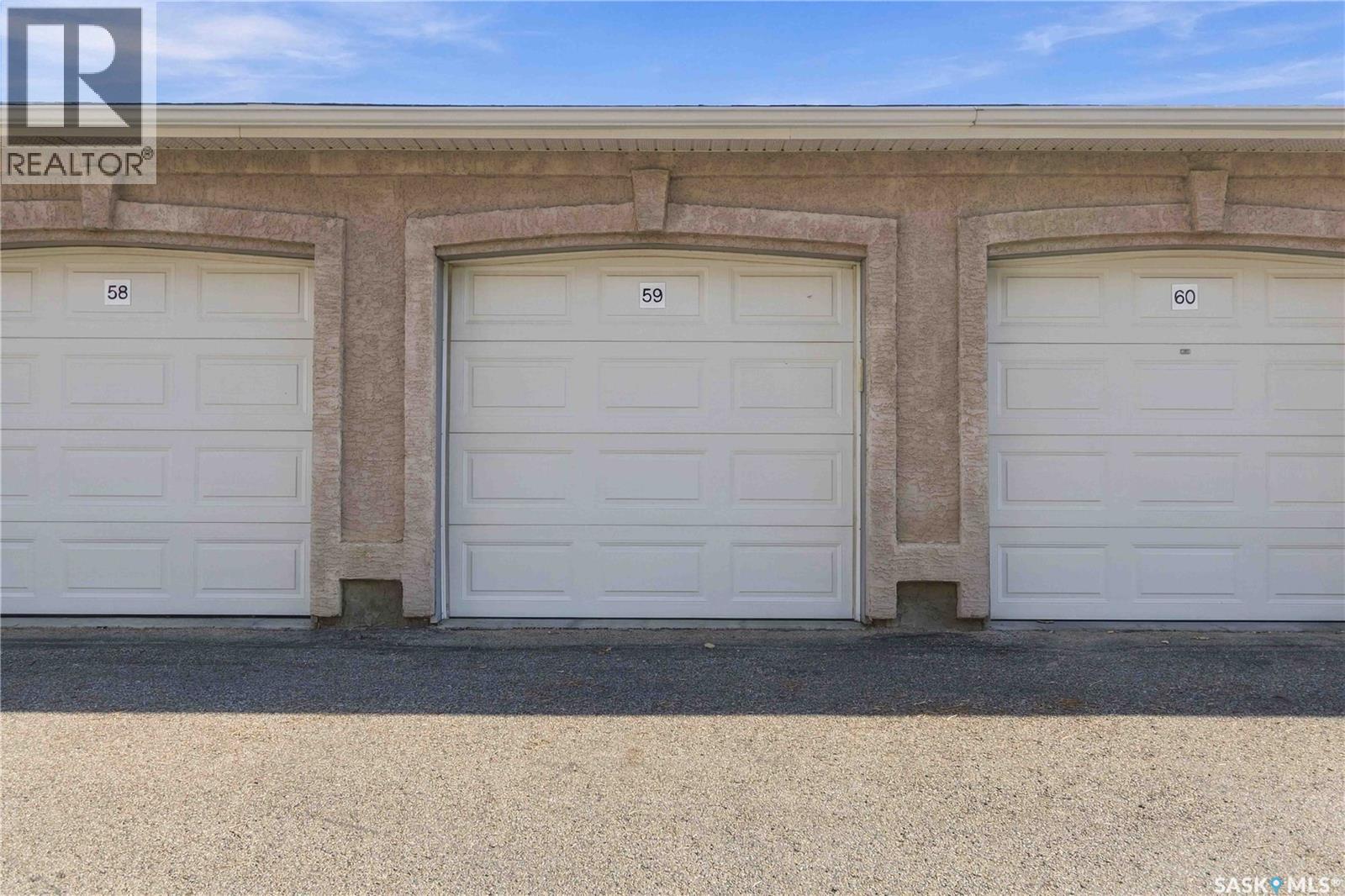 303 235 Herold Terrace Property Photo 30
