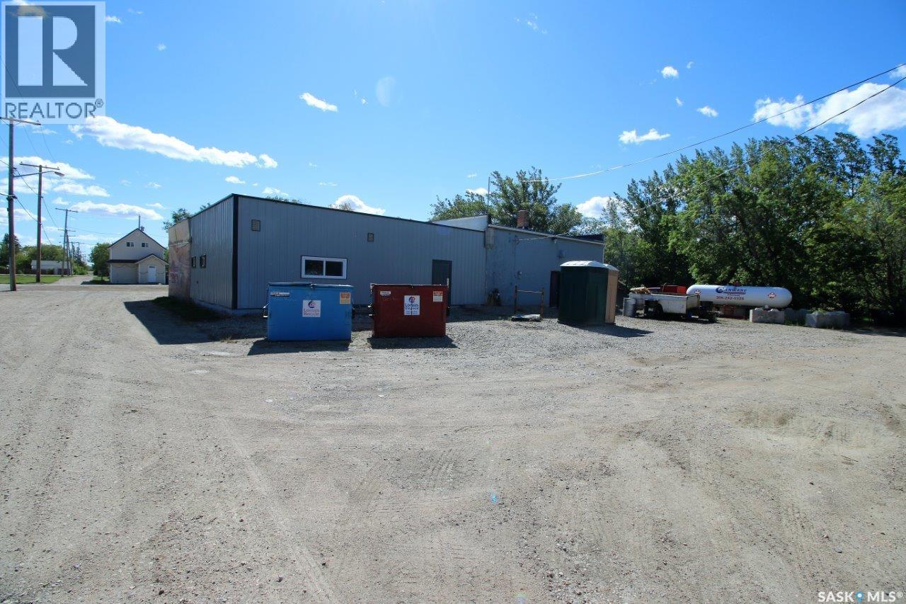 102 1st Avenue W Property Photo 23