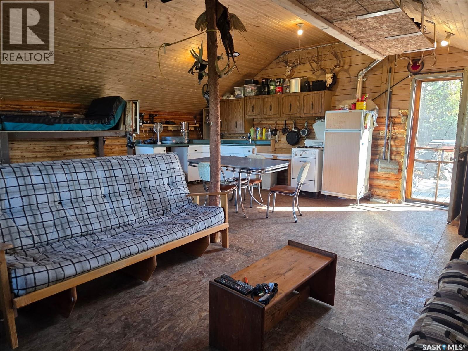 Log Cabin On Bartlett Lake Property Photo 8