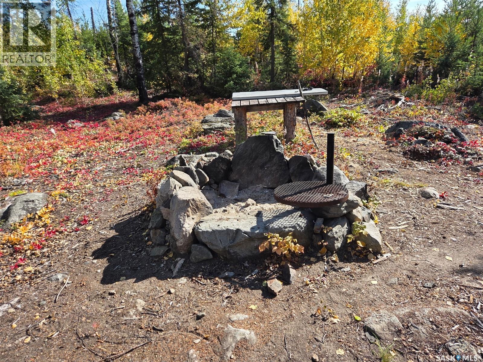 Log Cabin On Bartlett Lake Property Photo 37