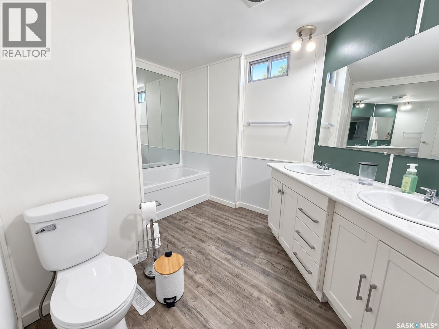 512 2nd Avenue Property Photo 14