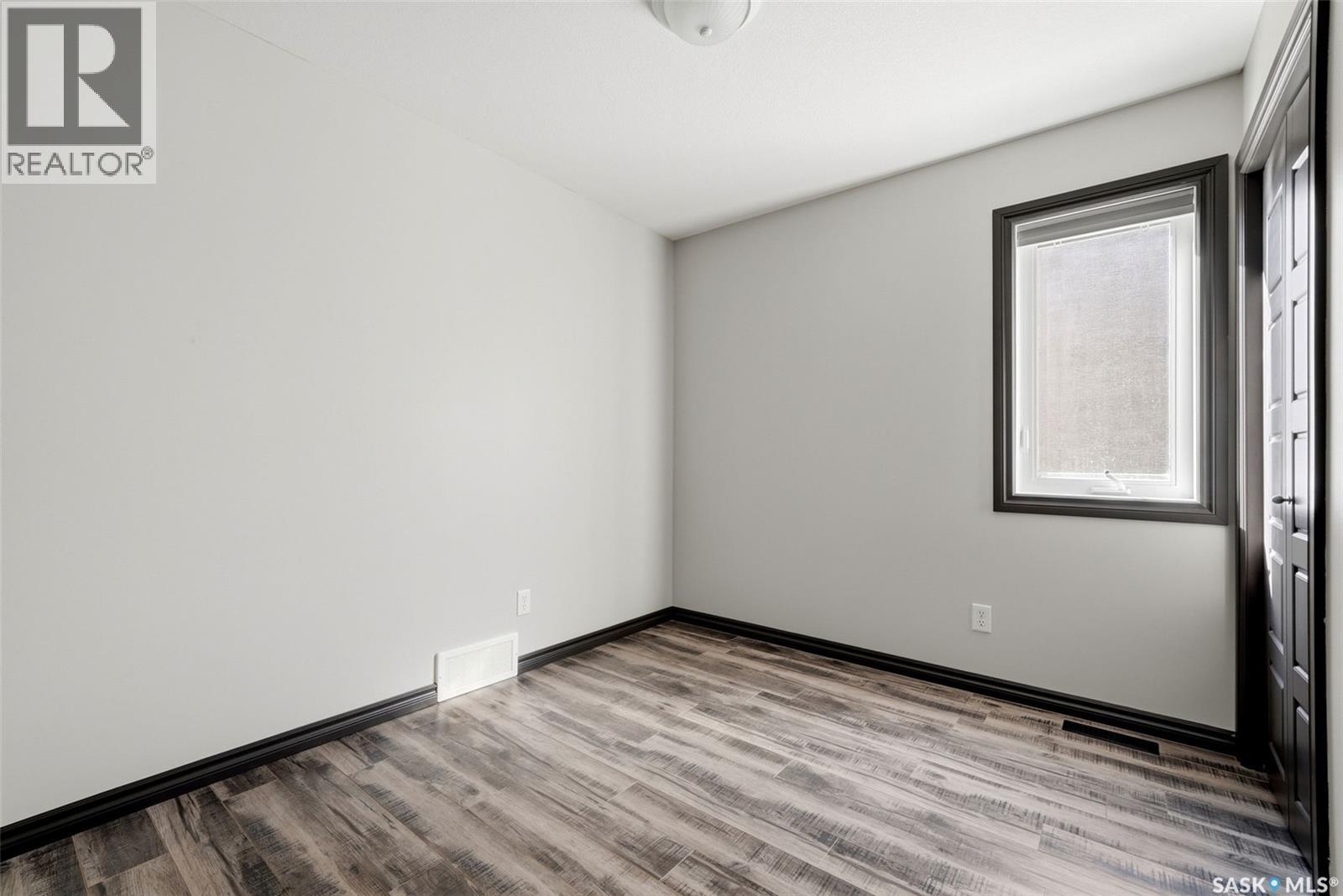 3247 Windsor Park Place Property Photo 15
