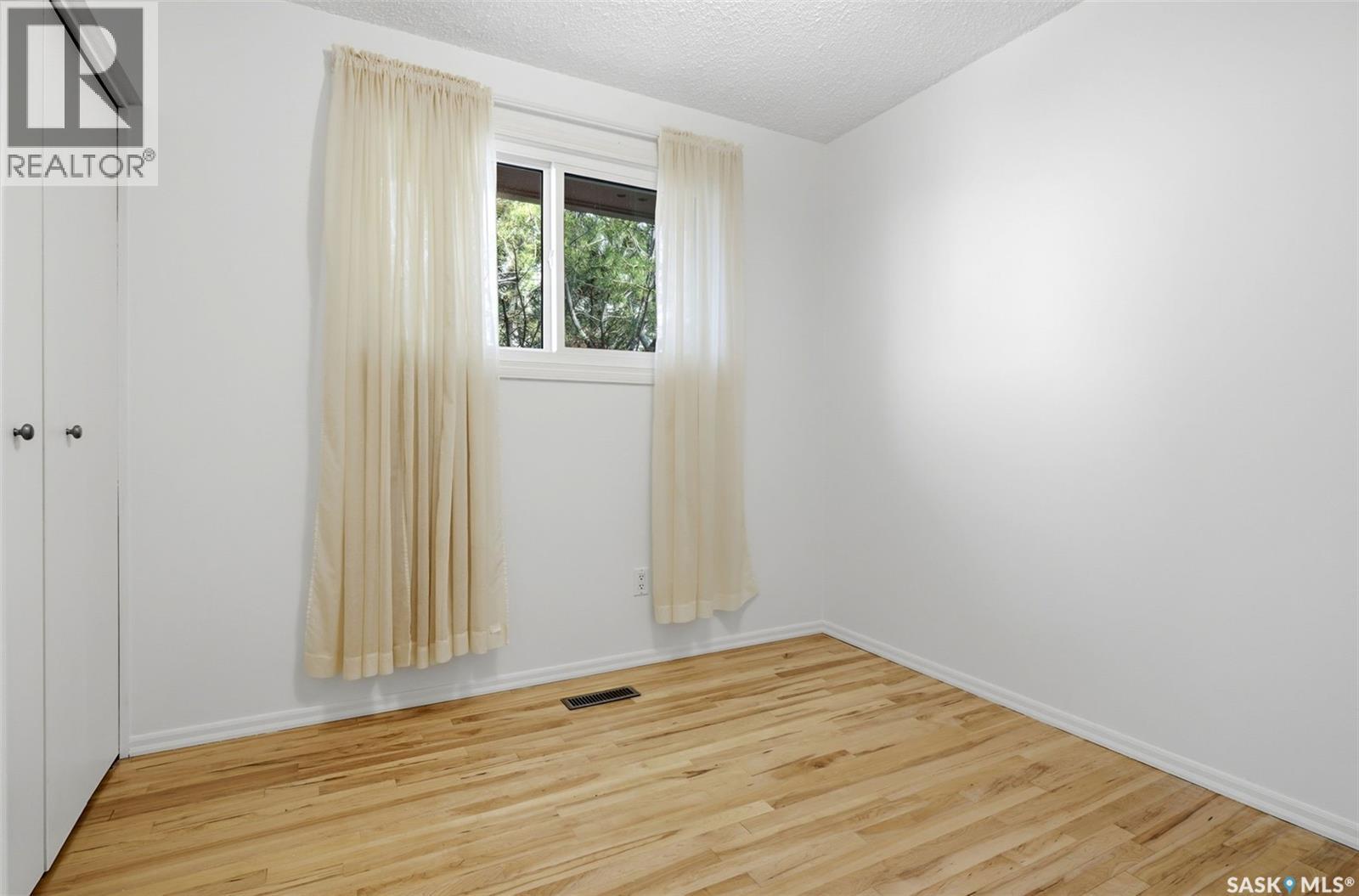 98 Read Avenue Property Photo 20