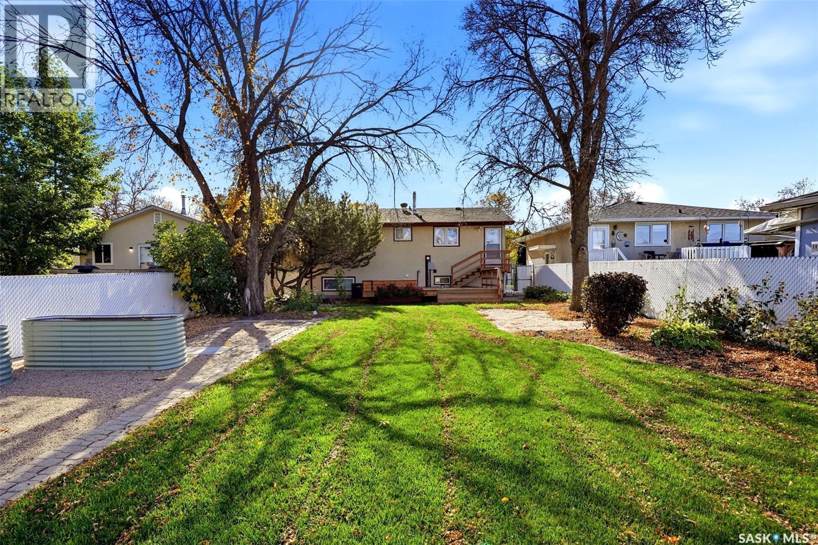 98 Read Avenue Property Photo 39