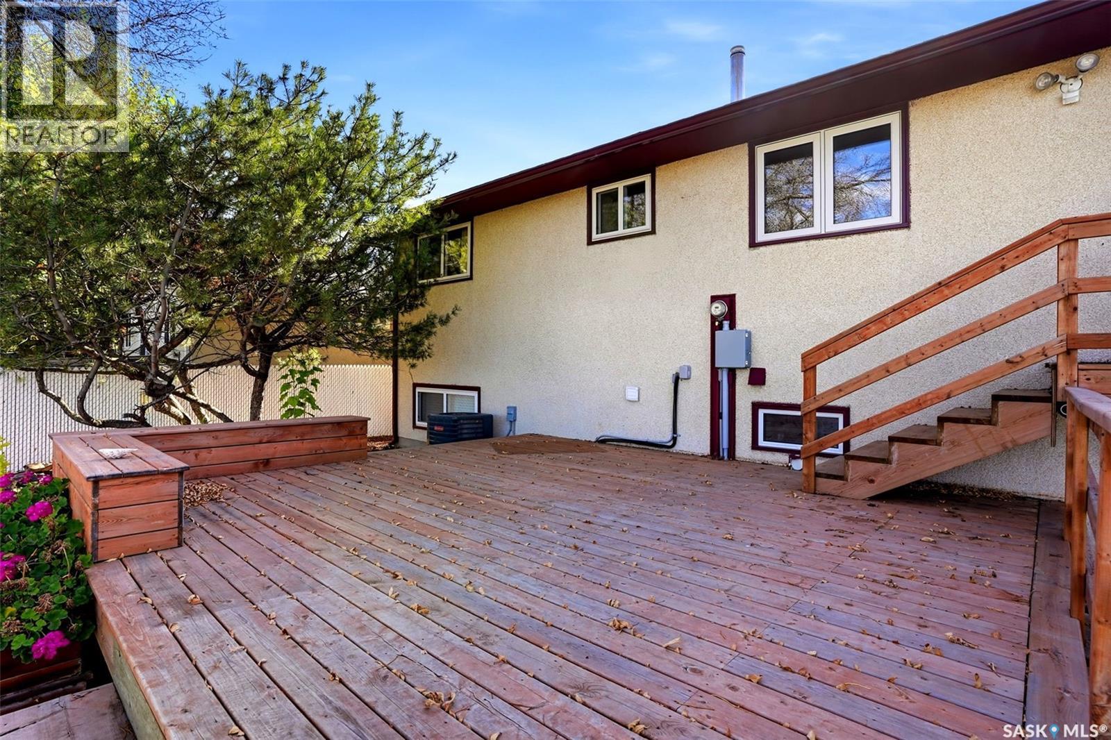 98 Read Avenue Property Photo 41