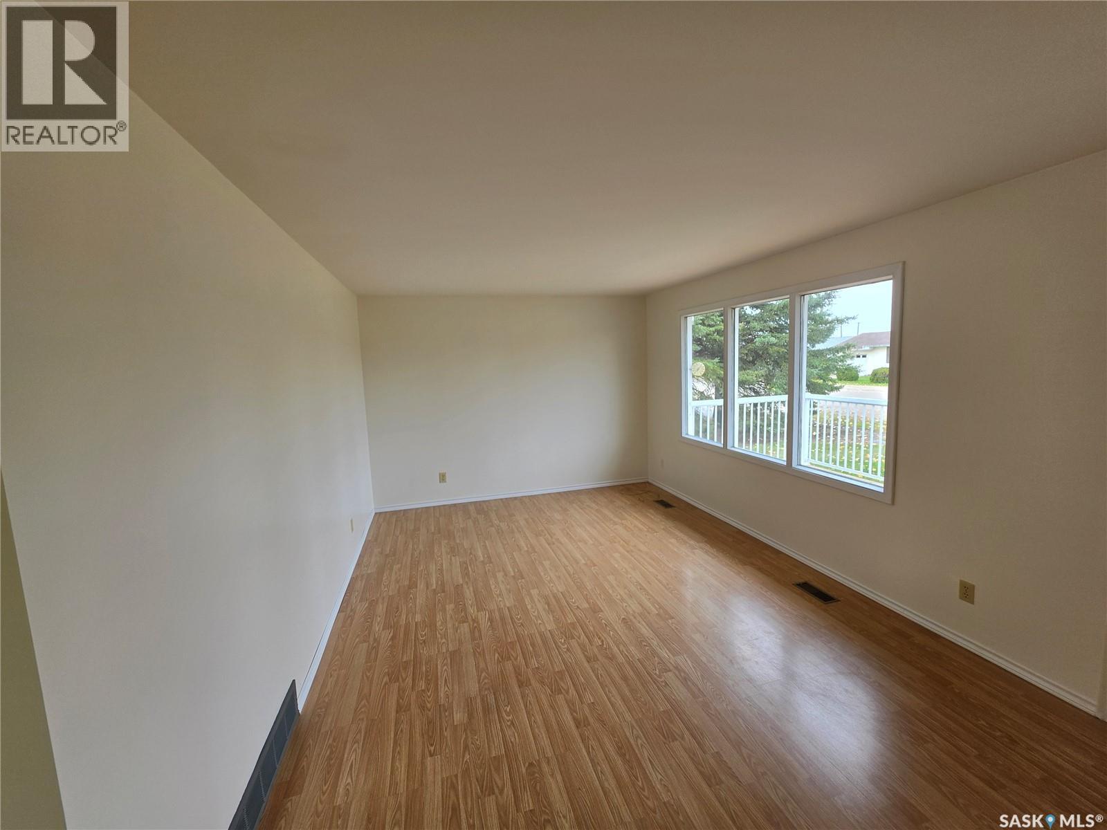 512 2nd Avenue Property Photo 7