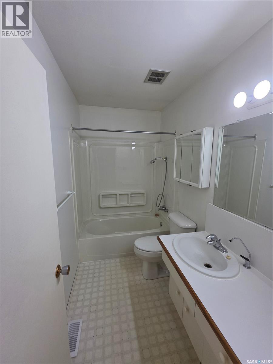 512 2nd Avenue Property Photo 12