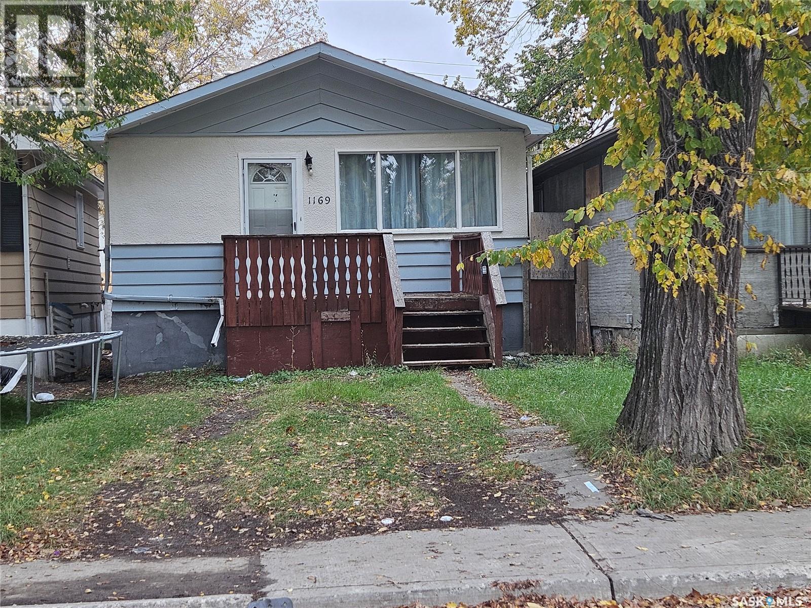 1169 Cameron Street Property Photo 7