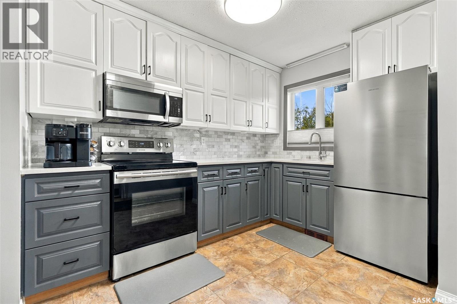 332 Cedar Meadow Drive Property Photo 5