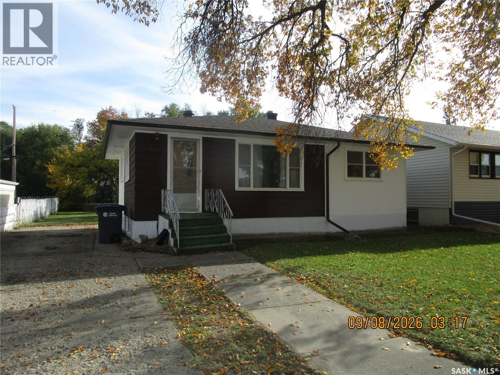 215 Dominion Road Property Photo 3