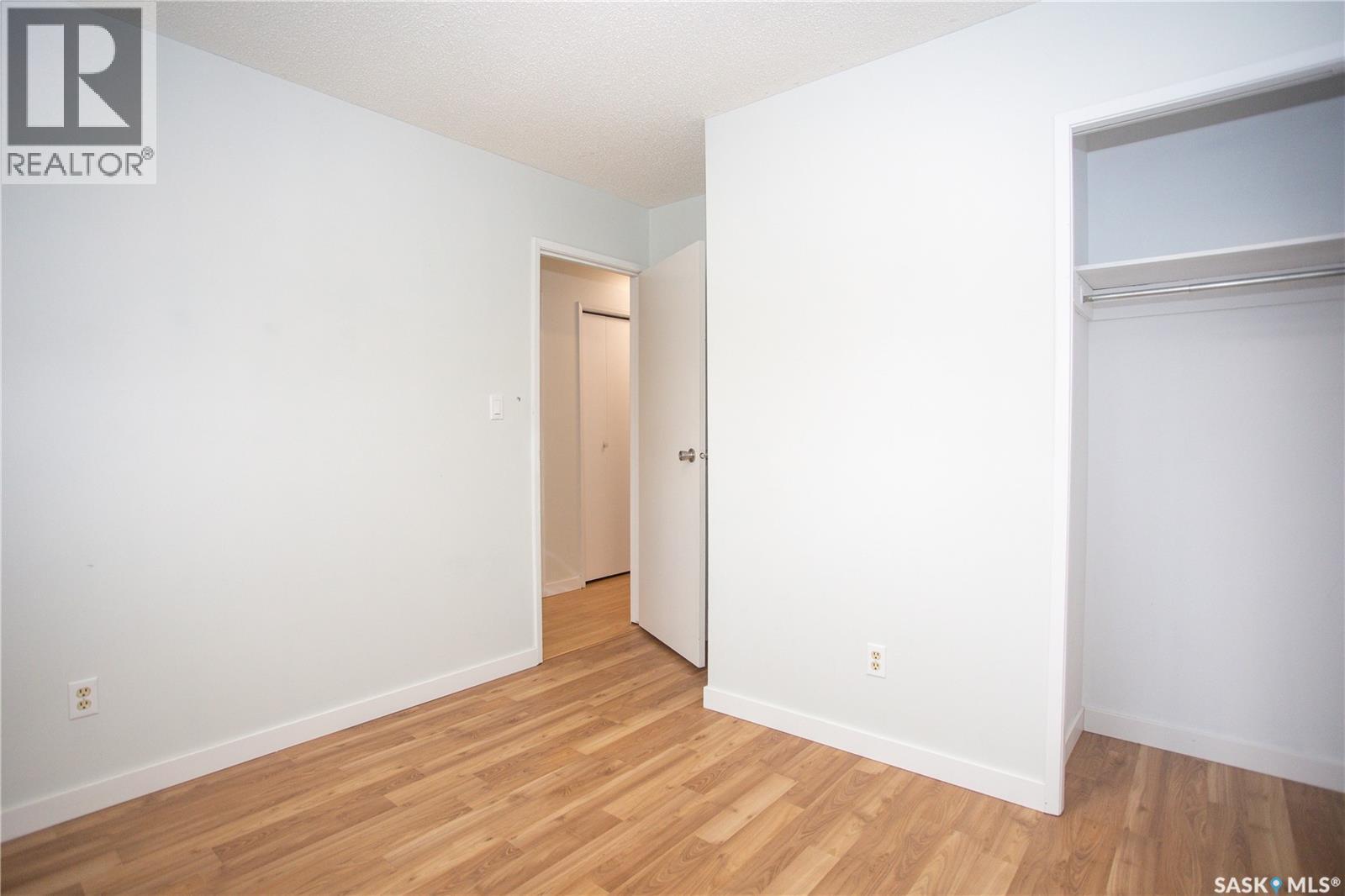 114 Willoughby Crescent Property Photo 24