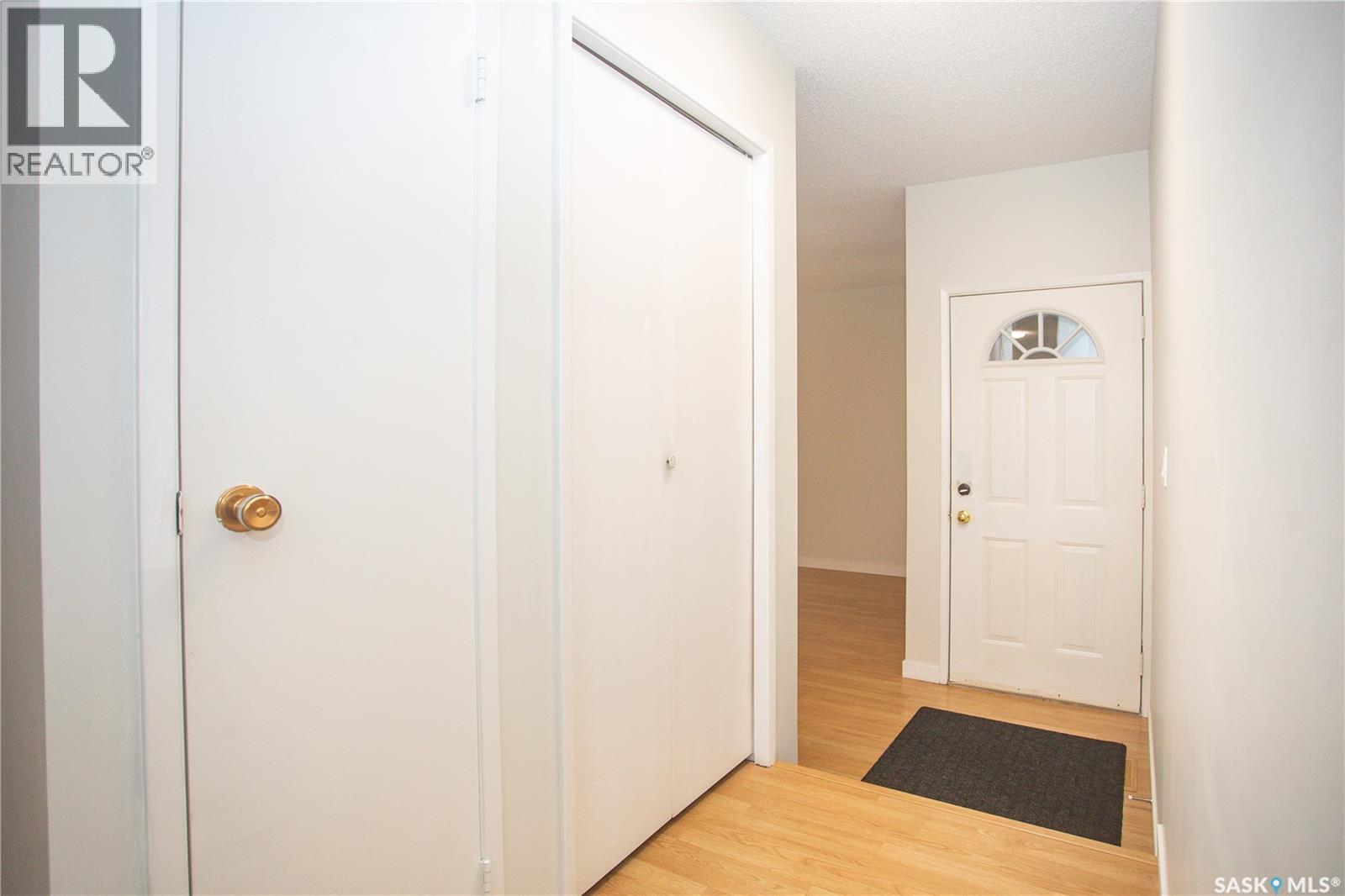 114 Willoughby Crescent Property Photo 29