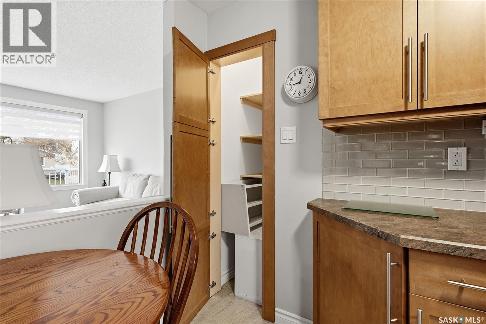 747 Sneddon Street Property Photo 13