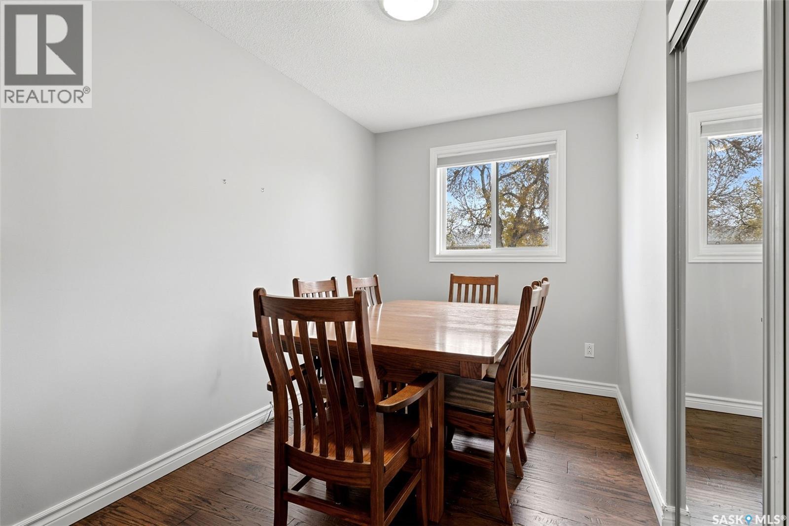 747 Sneddon Street Property Photo 14