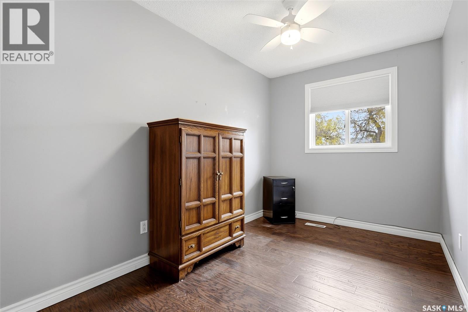 747 Sneddon Street Property Photo 19