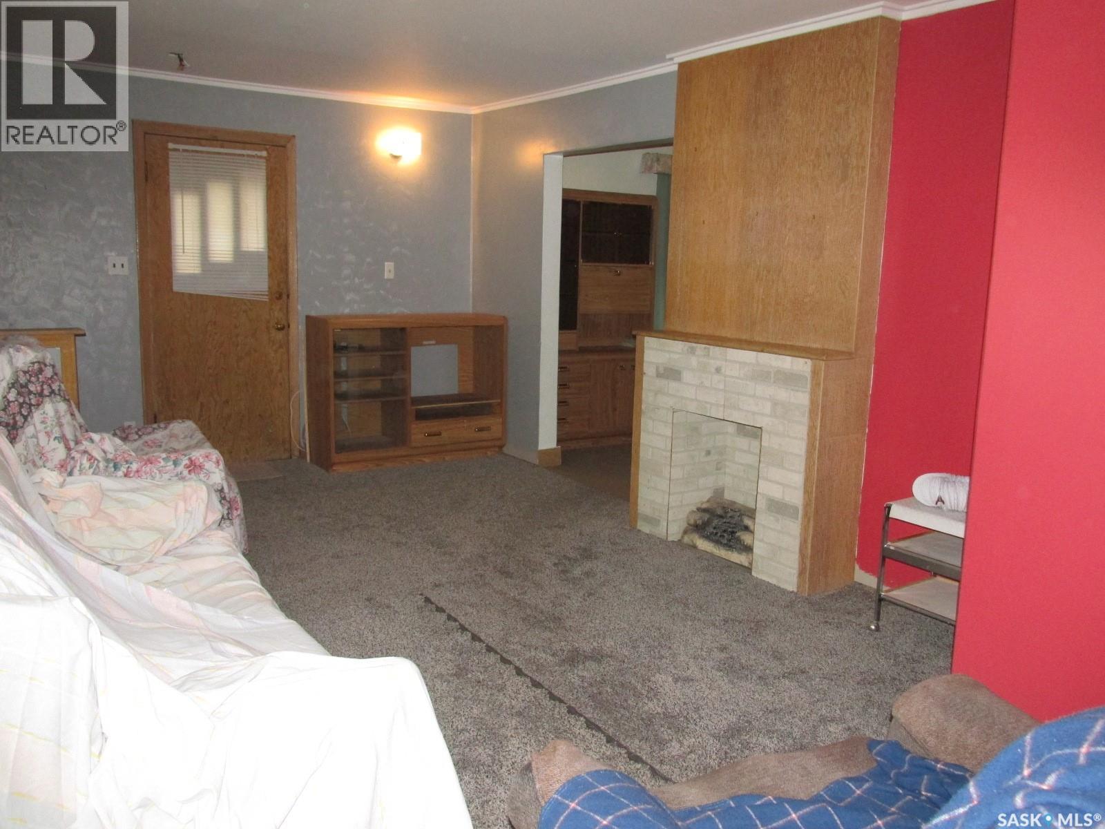 2911 Albert Street Property Photo 15