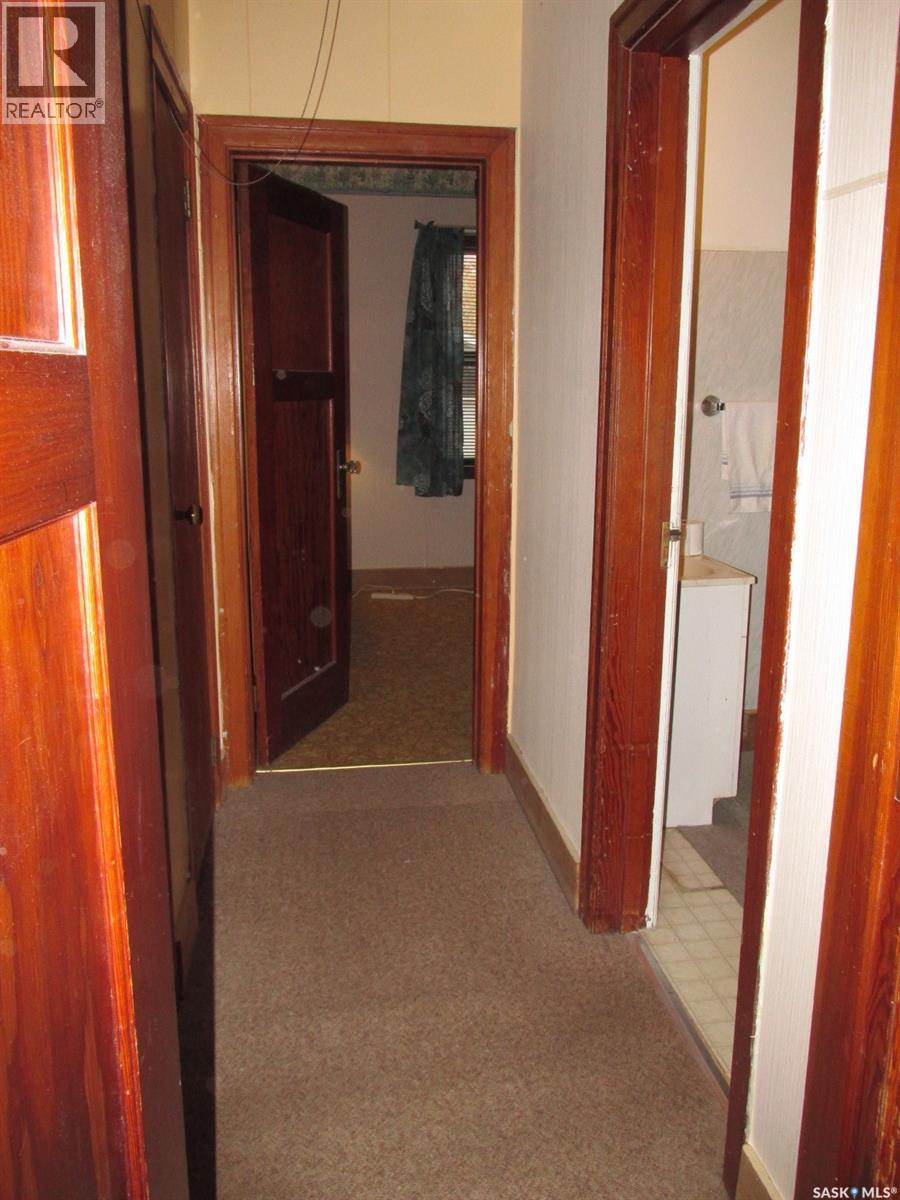 2911 Albert Street Property Photo 22
