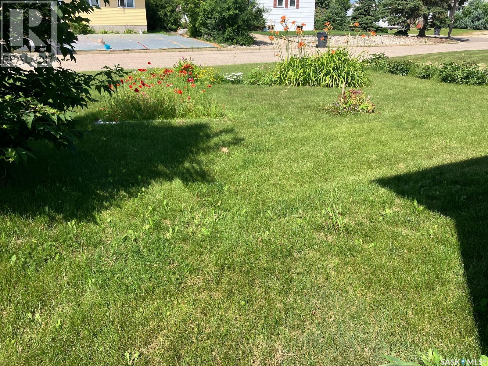 2911 Albert Street Property Photo 40