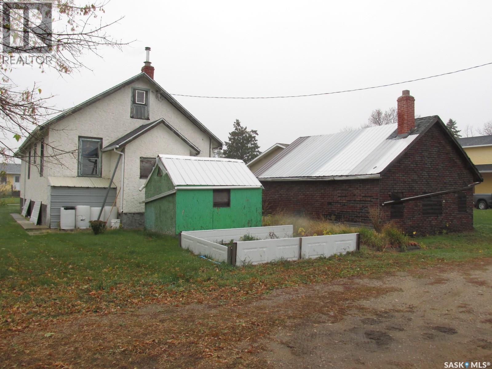 2911 Albert Street Property Photo 42