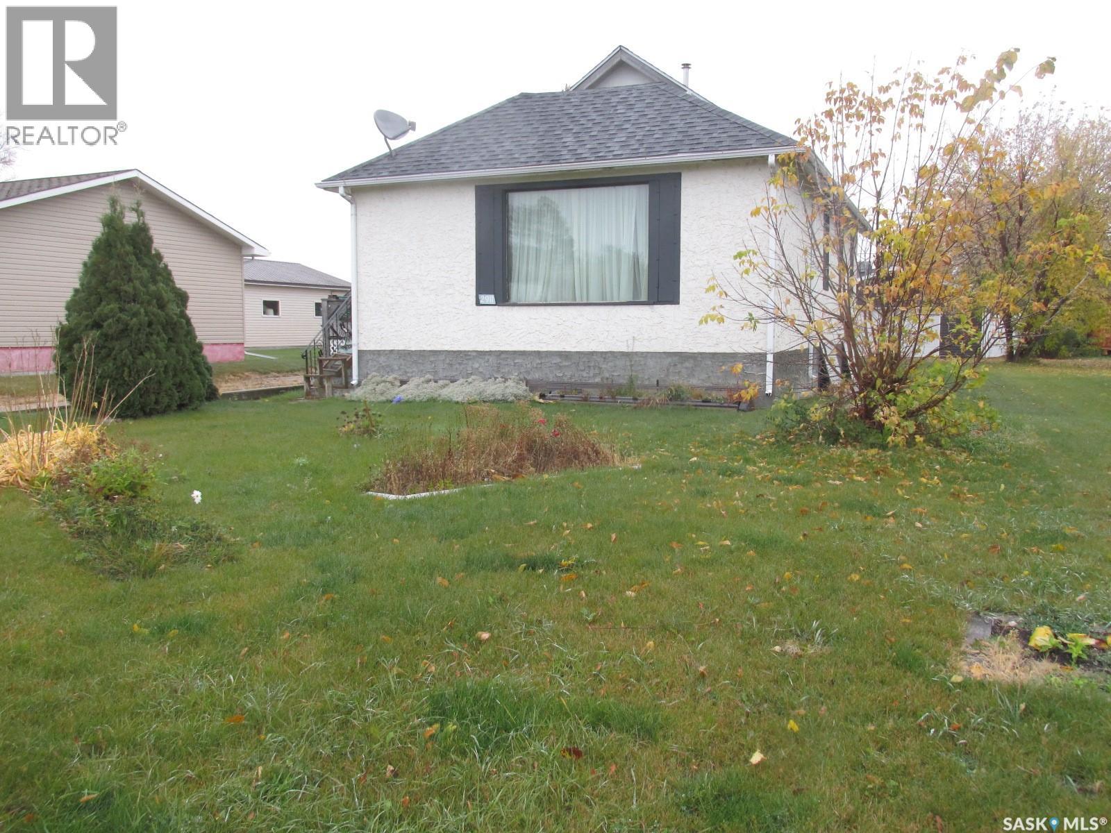 2911 Albert Street Property Photo 43