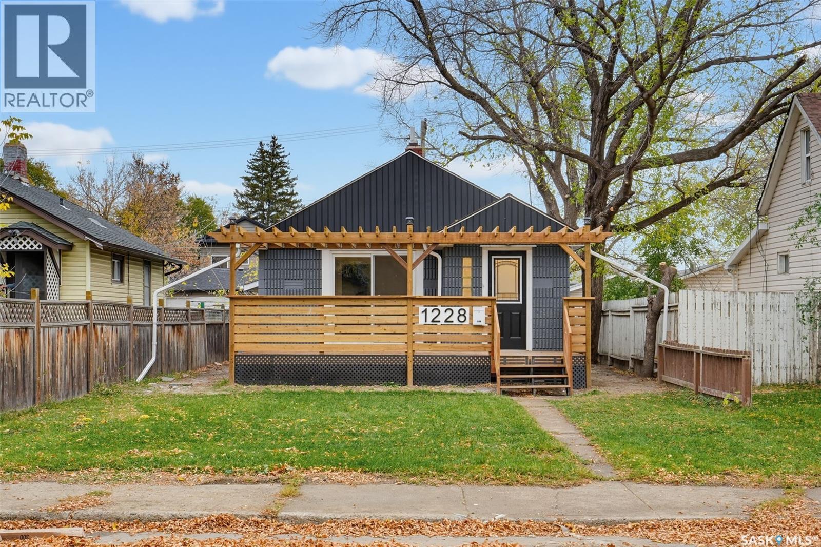 1228 1st Avenue Property Photo 1