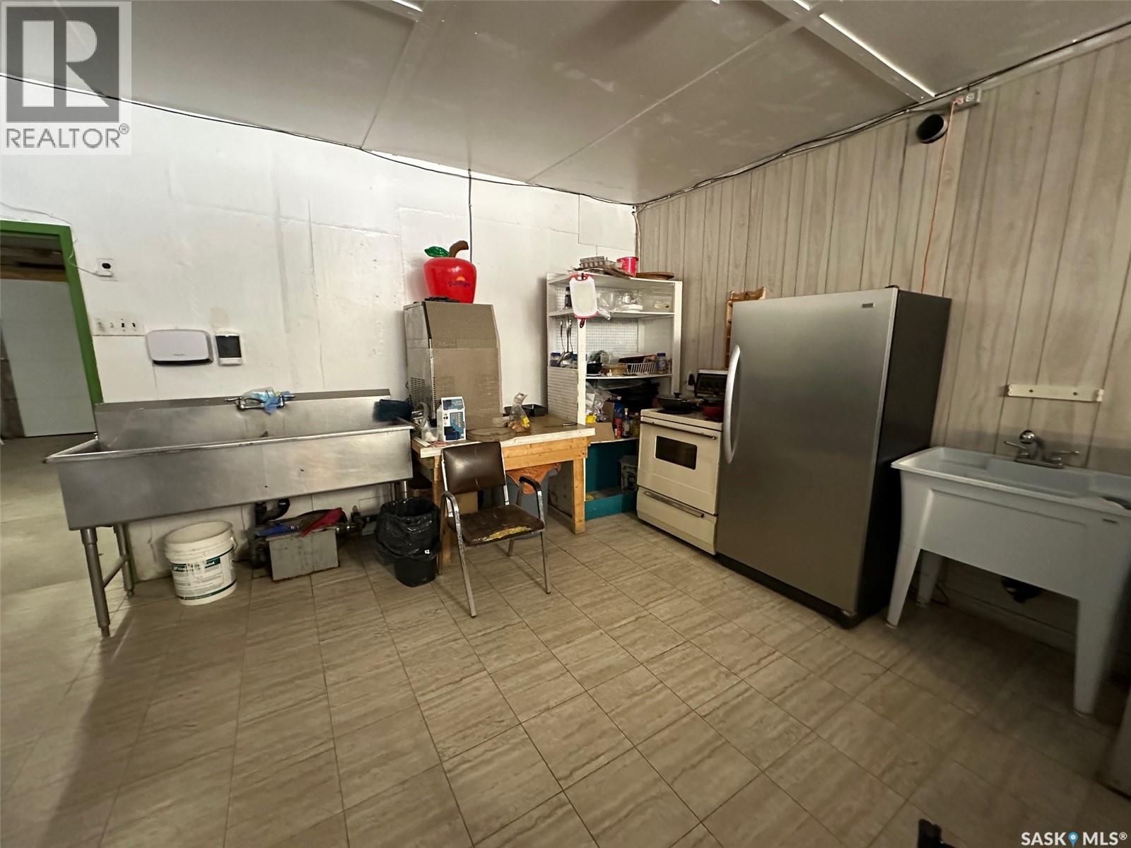 108 Lincoln Avenue Property Photo 17
