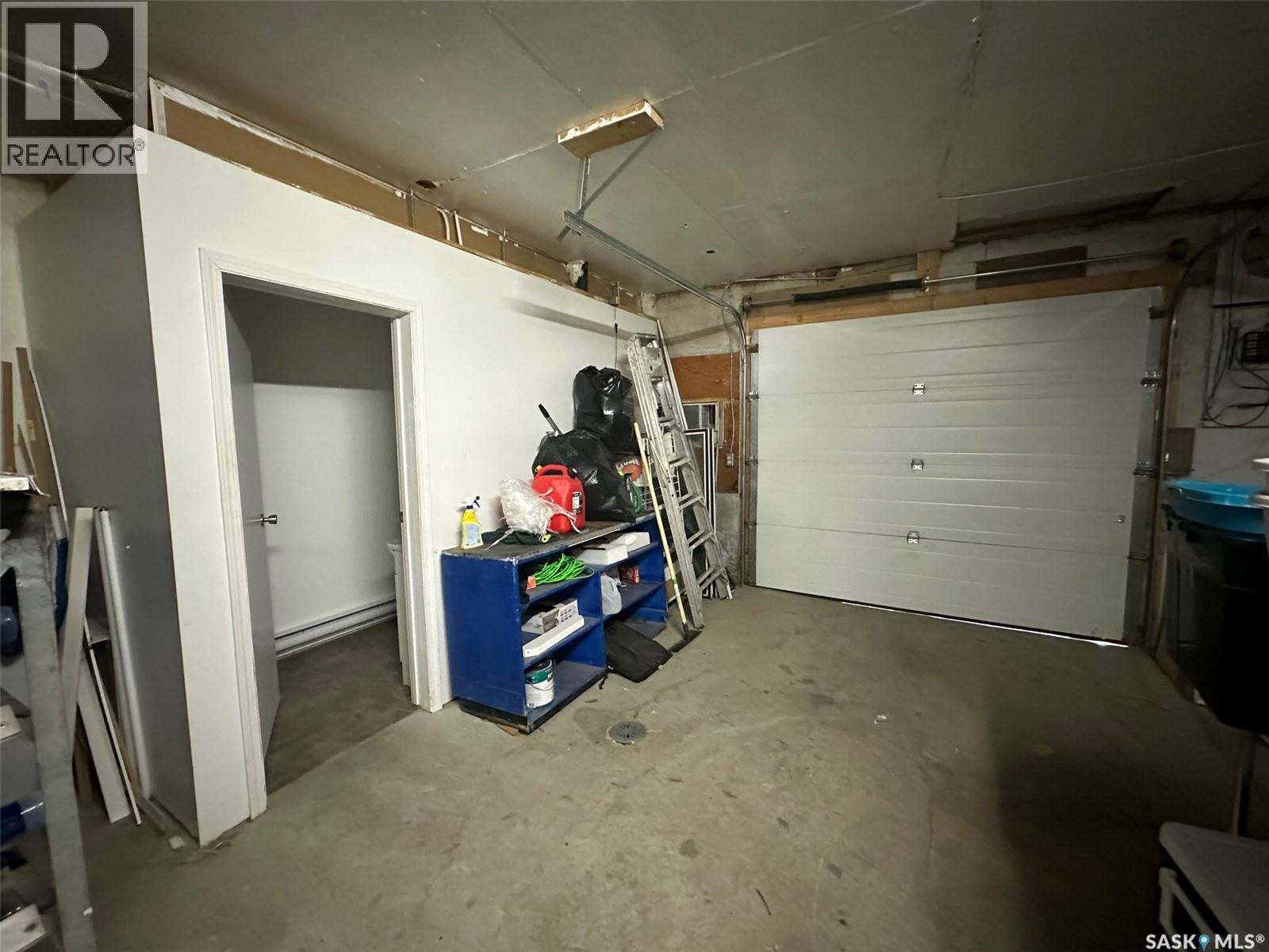108 Lincoln Avenue Property Photo 18