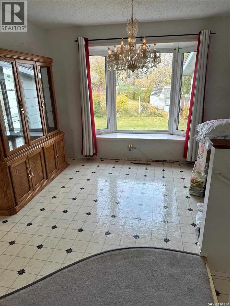 110 Railway Avenue Property Photo 6
