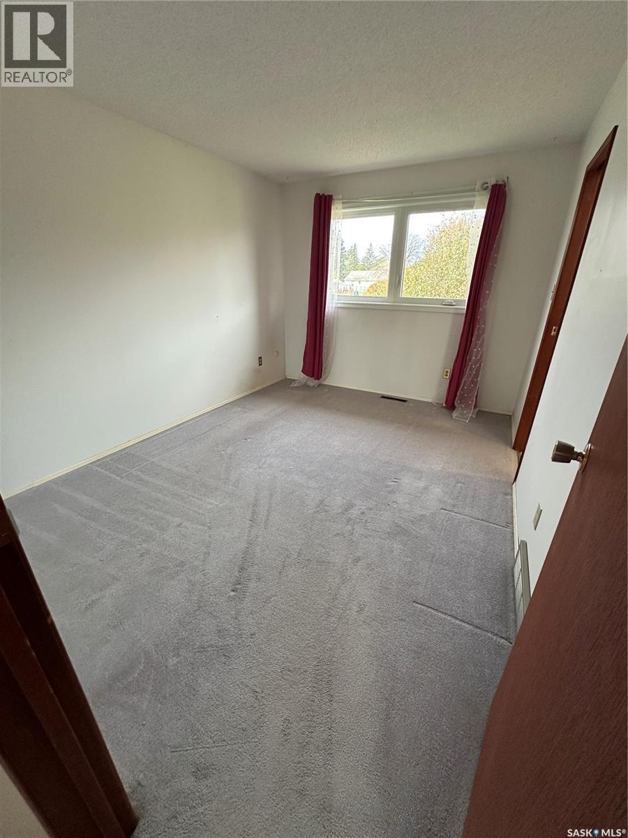110 Railway Avenue Property Photo 10