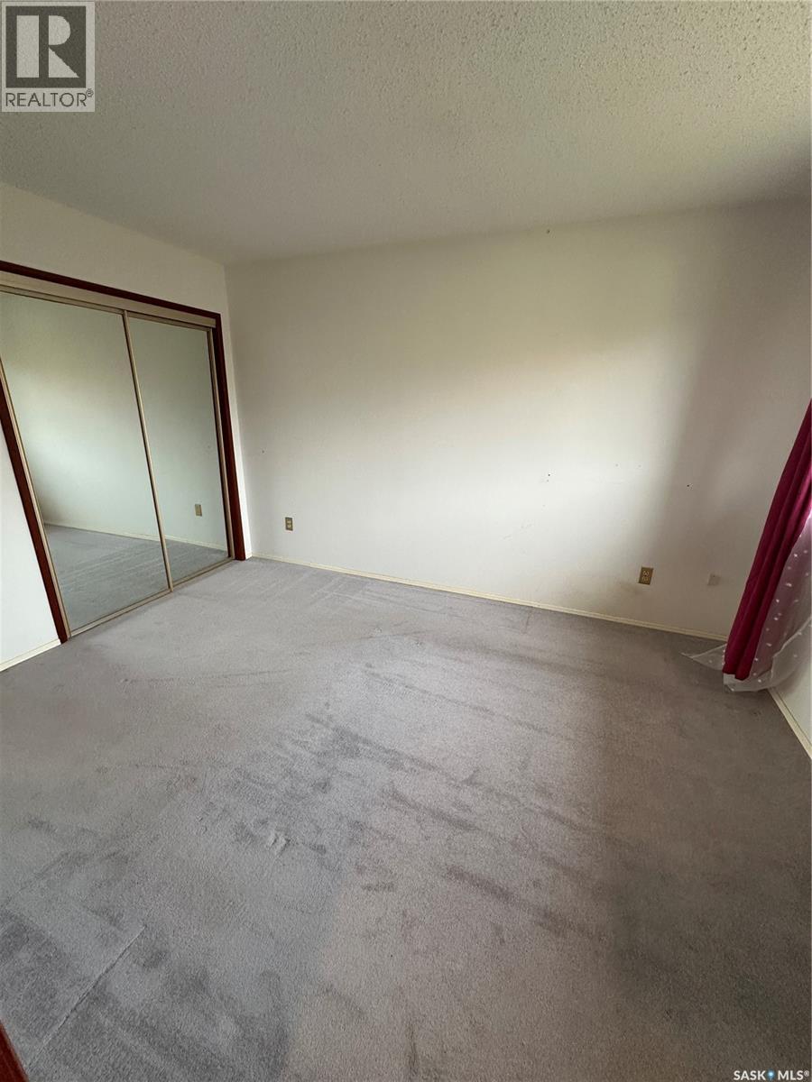 110 Railway Avenue Property Photo 11